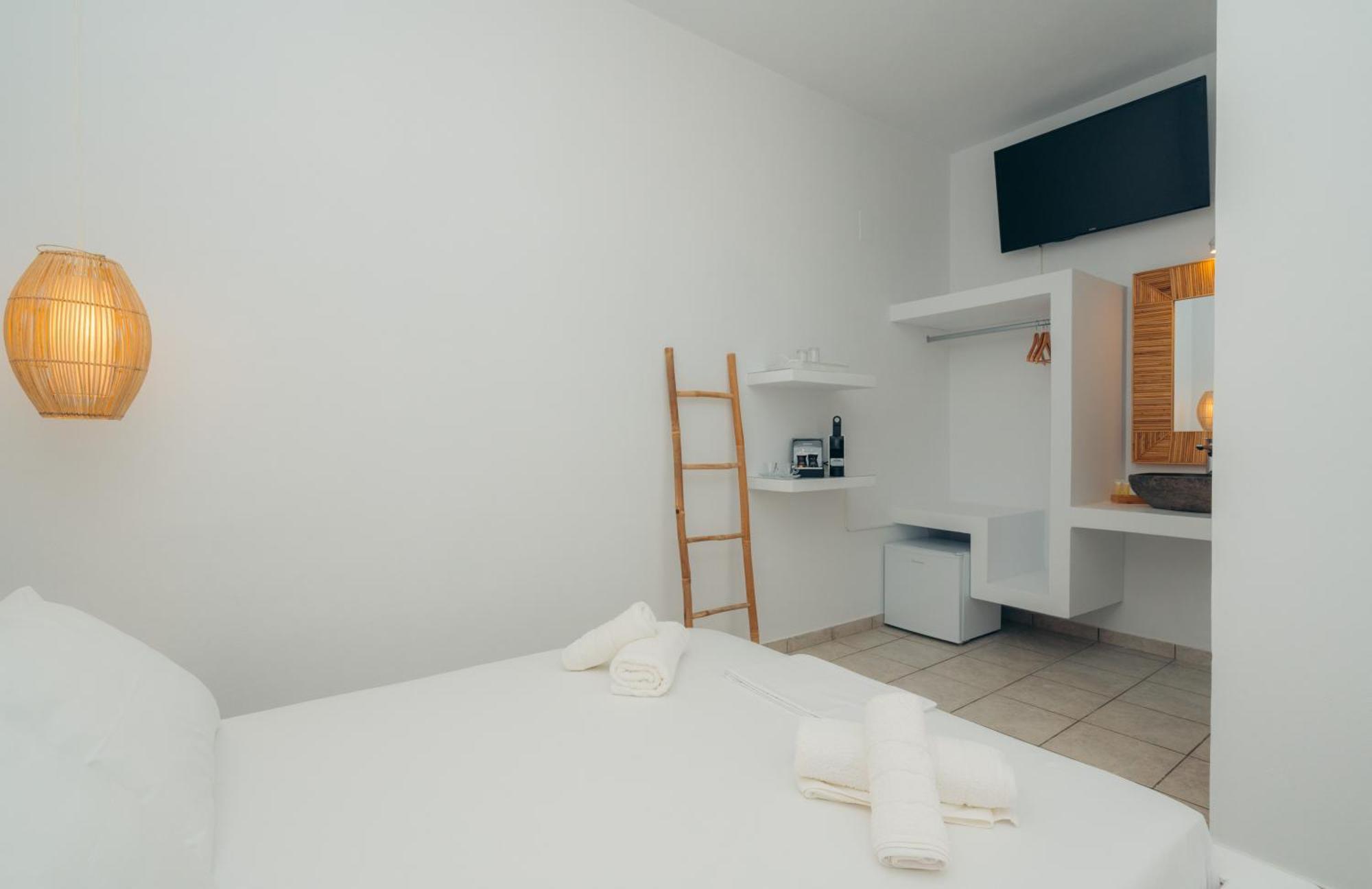 Nostos Sifnos Hotel อพอลโลเนีย ภายนอก รูปภาพ